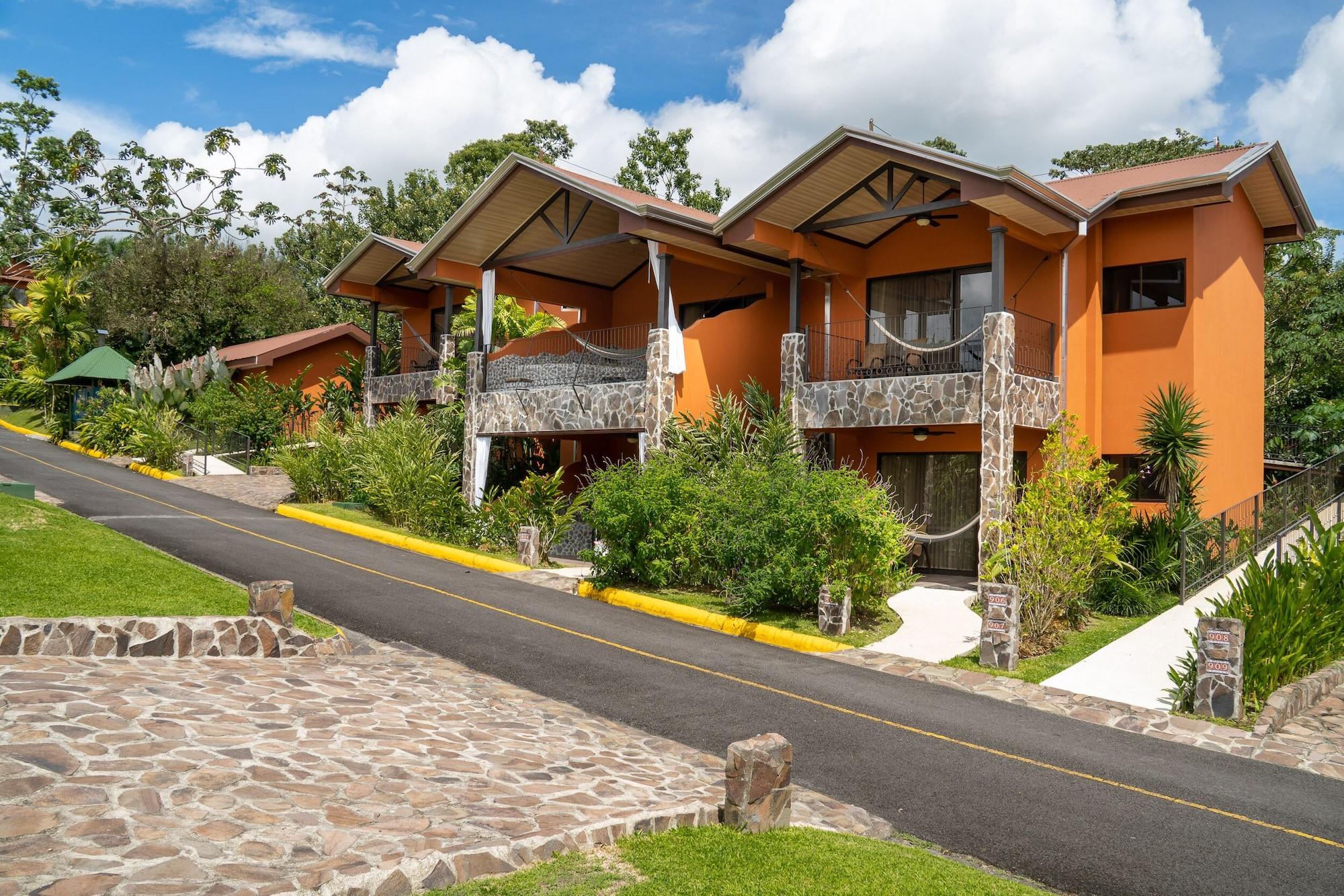 Arenal Springs &
