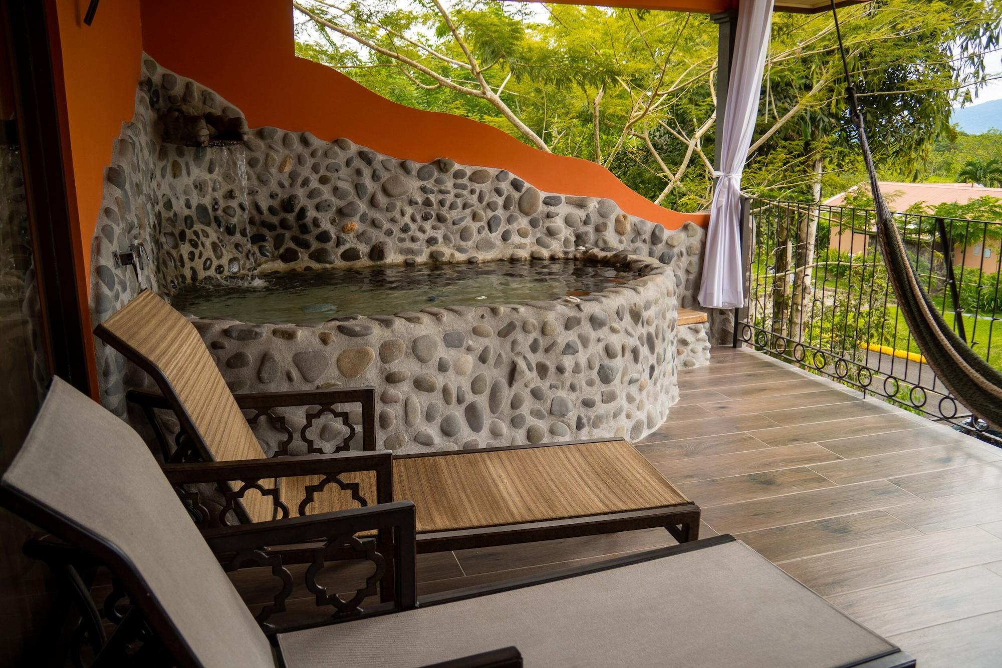 Arenal Springs &