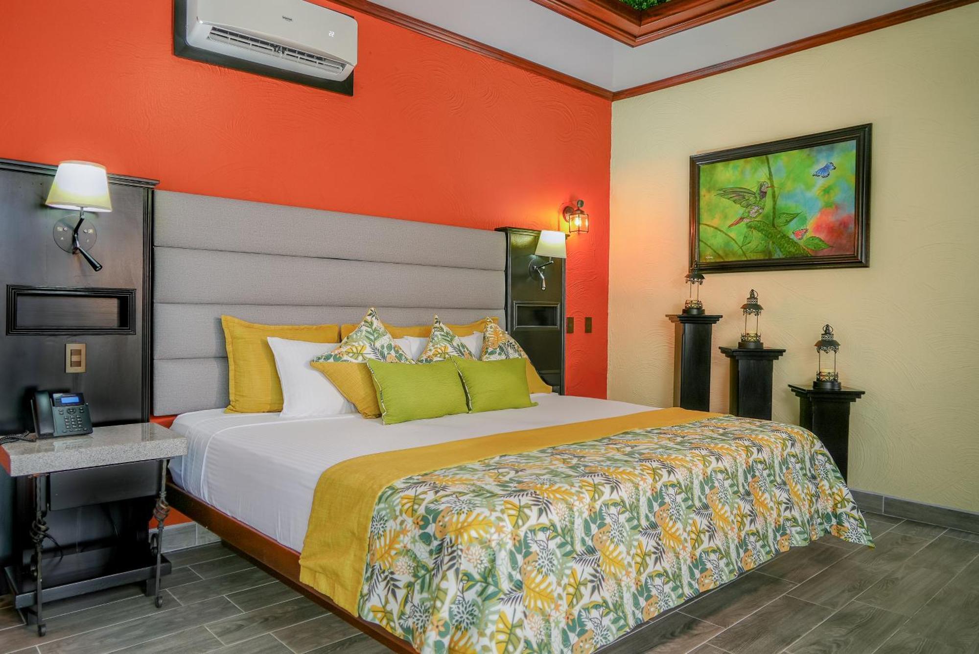 Arenal Springs & Hotel