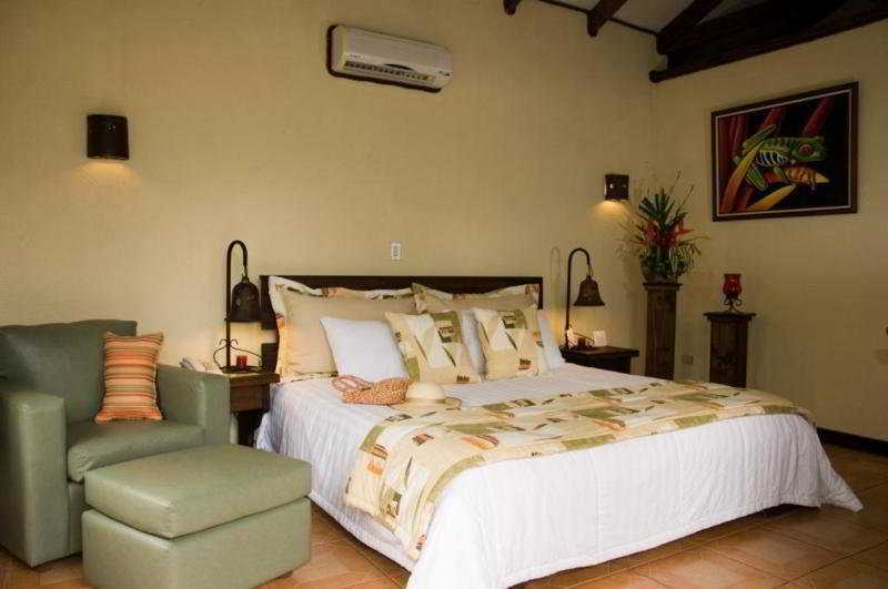 Arenal Springs &